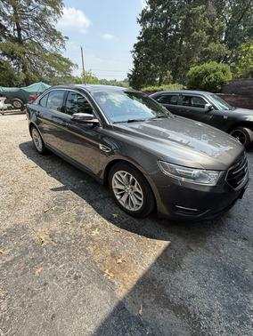 2016 Ford Taurus Limited