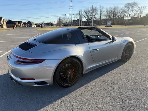 2019 Porsche 911 911 Targa 4 GTS