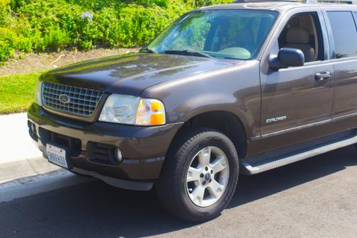 2005 Ford Explorer XLT