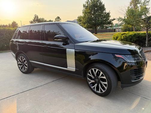Black 2020 Land Rover Range Rover HSE SWB
