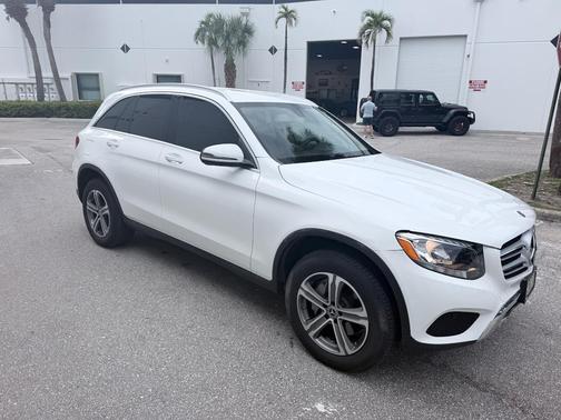 White 2019 Mercedes-Benz GLC 300 Base