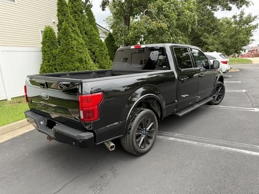 Black 2019 Ford F-150 Lariat