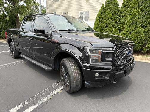 Black 2019 Ford F-150 Lariat