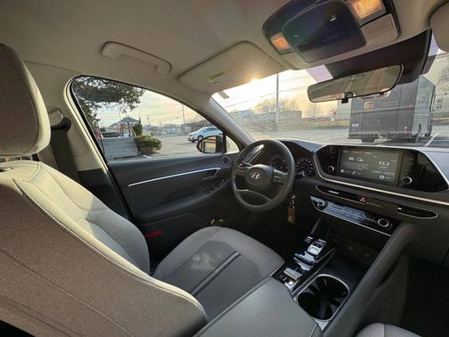 2020 Hyundai SONATA SE