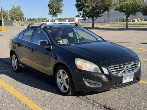 Black 2012 Volvo S60 T5
