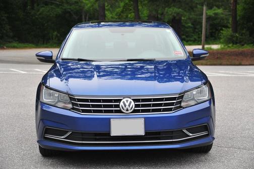 Blue 2016 Volkswagen Passat 1.8T SE
