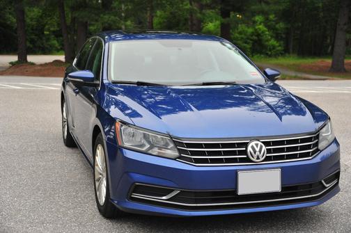 Blue 2016 Volkswagen Passat 1.8T SE