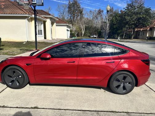 2021 Tesla Model 3 Standard Range Plus
