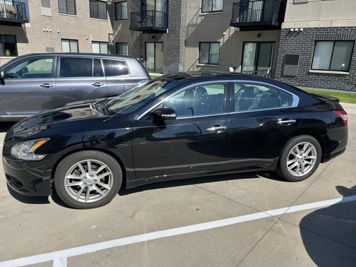 2011 Nissan Maxima SV