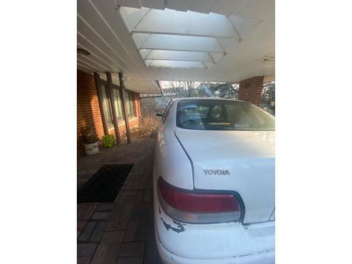 1996 Toyota Avalon XL