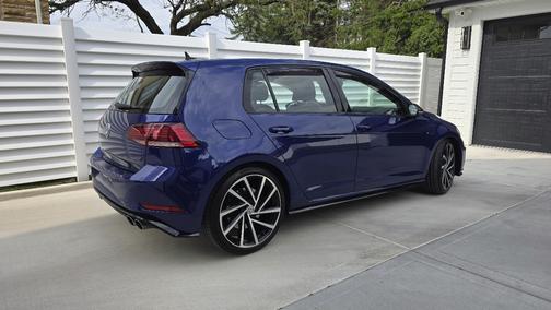 Blue 2018 Volkswagen Golf R 4-Door w/DCC & Navigation