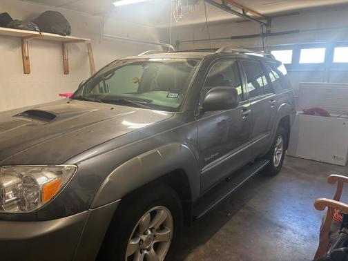 Gray 2003 Toyota 4Runner Sport