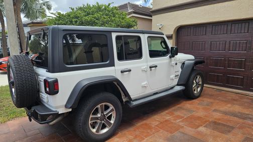 2018 Jeep Wrangler Unlimited Sahara