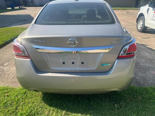Gold 2013 Nissan Altima 2.5 SL