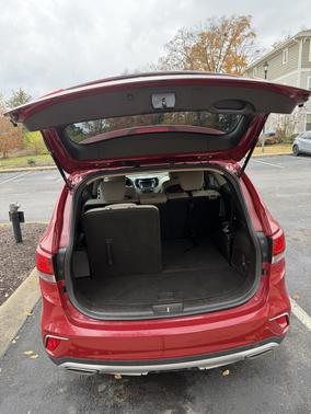 2018 Hyundai SANTA FE SE