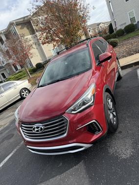 2018 Hyundai SANTA FE SE