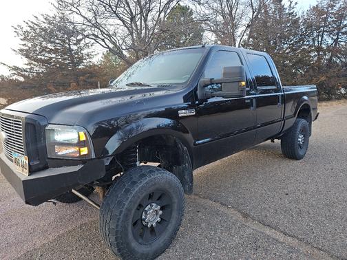 2006 Ford F-250 Lariat Crew Cab Super Duty
