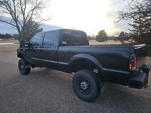 2006 Ford F-250 Lariat Crew Cab Super Duty
