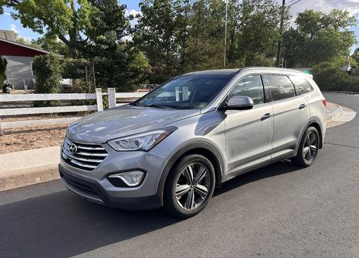 Gray 2015 Hyundai SANTA FE GLS