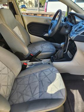 2011 Ford Fiesta SE