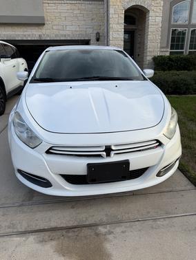 White 2015 Dodge Dart SE