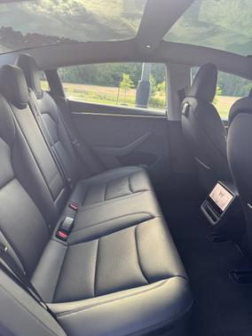 Gray 2024 Tesla Model 3 Long Range
