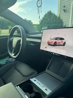 Gray 2024 Tesla Model 3 Long Range