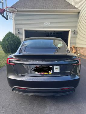 Gray 2024 Tesla Model 3 Long Range