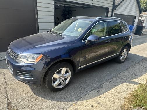 2013 Volkswagen Touareg VR6 Lux