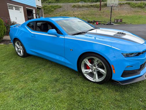 Blue 2022 Chevrolet Camaro 2SS