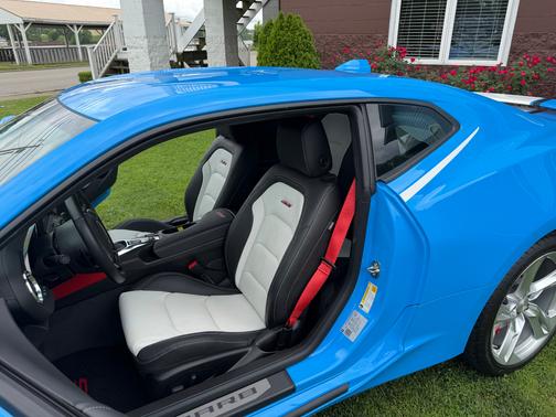 Blue 2022 Chevrolet Camaro 2SS