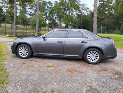 2013 Chrysler 300 Base