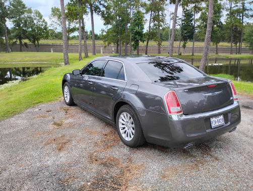 2013 Chrysler 300 Base