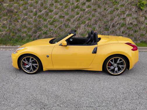 2017 Nissan 370Z Touring Sport