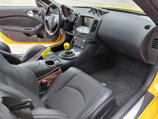 2017 Nissan 370Z Touring Sport