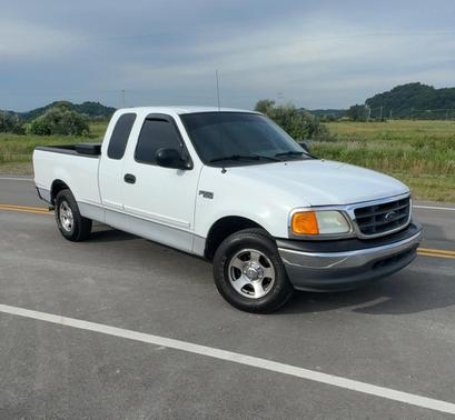 White 2004 Ford F-150 Heritage XLT SuperCab