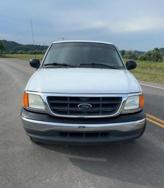 White 2004 Ford F-150 Heritage XLT SuperCab