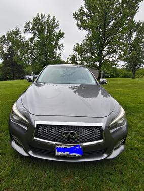 Gray 2014 INFINITI Q50 Premium