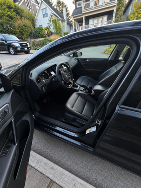 Gray 2021 Volkswagen Golf 1.4T TSI