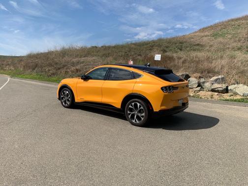 2021 Ford Mustang Mach-E Premium