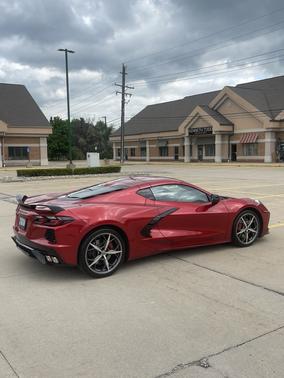 Red 2021 Chevrolet Corvette Stingray w/2LT