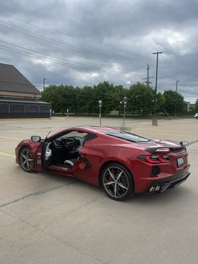 Red 2021 Chevrolet Corvette Stingray w/2LT