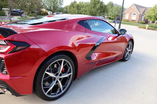 2021 Chevrolet Corvette Stingray w/2LT