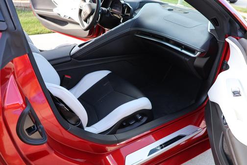 Red 2021 Chevrolet Corvette Stingray w/2LT