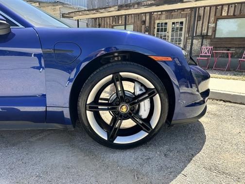 Blue 2022 Porsche Taycan Taycan 4S