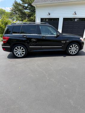 Black 2011 Mercedes-Benz GLK-Class GLK 350