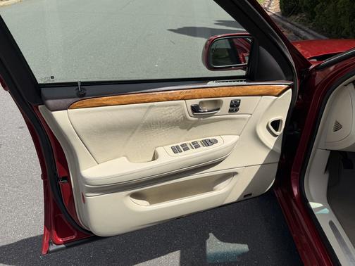 Red 2011 Cadillac DTS Platinum Collection
