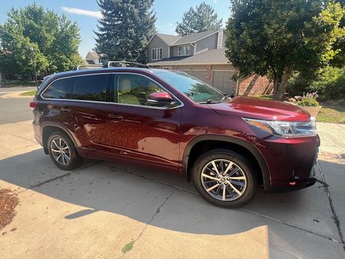 2017 Toyota Highlander XLE