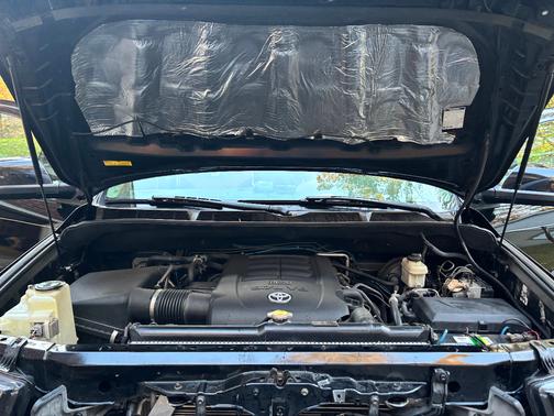 2011 Toyota Sequoia SR5