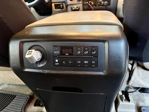 2011 Toyota Sequoia SR5